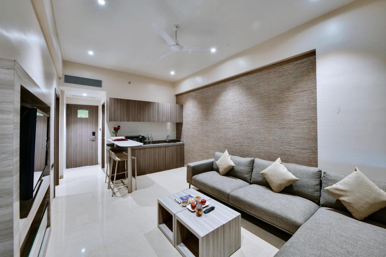 Click Hotel Pithampur Mhow Luaran gambar
